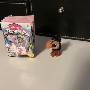 Disney doorables series 10 Kuzco llama